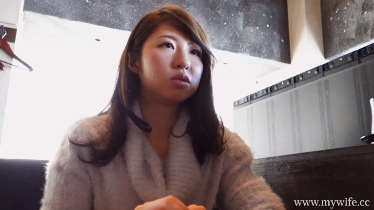 人妻・谷川架純